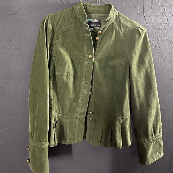 Worn once - Picture 1 of 2